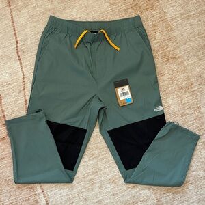 The North Face Limited Edition SAMPLE pants - BNWOT